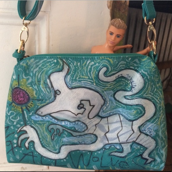 HAND PAINTED HANDBAG! - Picture 2 of 3